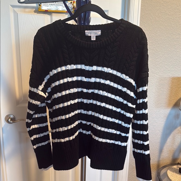 Philosophy Sweaters - Philosophy Black and White Striped Crew Neck Sweater. Size Medium